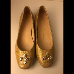 Diana Kelly Flats Fleur de Lis design